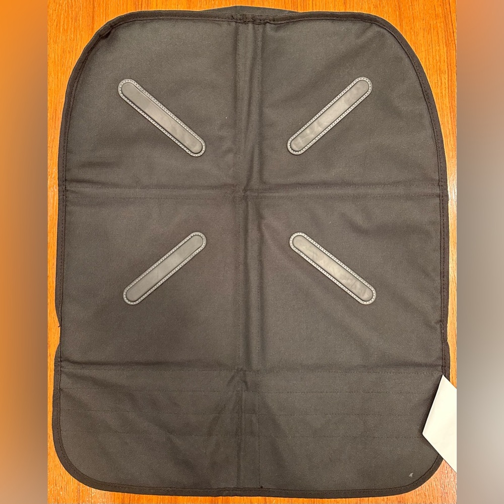 SafeFit Booster Seat Protector - Picture 2 of 4